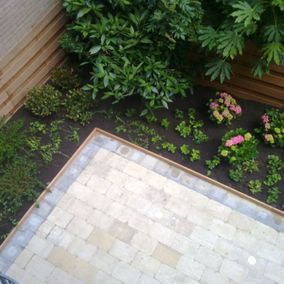Tuin en bestrating door Rovon Service Tuintechniek